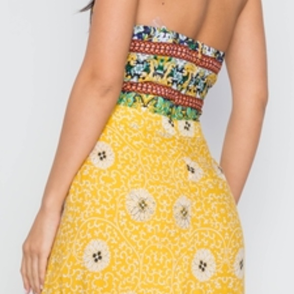 YELLOW FLORAL PAISLEY PRINT SITE SLITS MAXI DRES - Picture 4 of 6